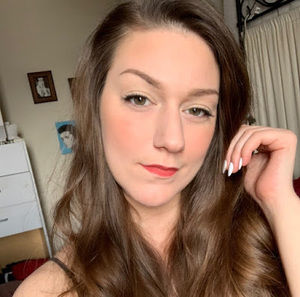 Meet your Posher, Courtney